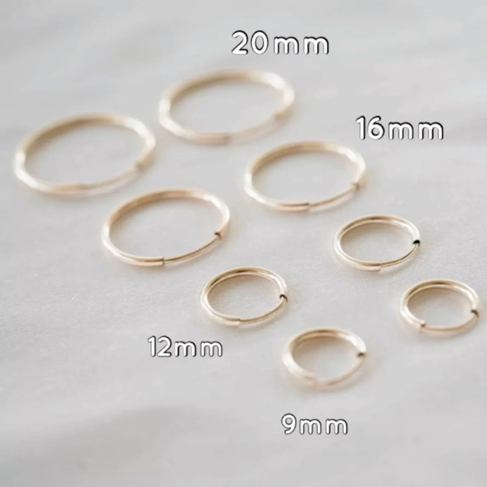 14K Yellow Gold 20/24mm Thin Endless Hoop Earrings_4